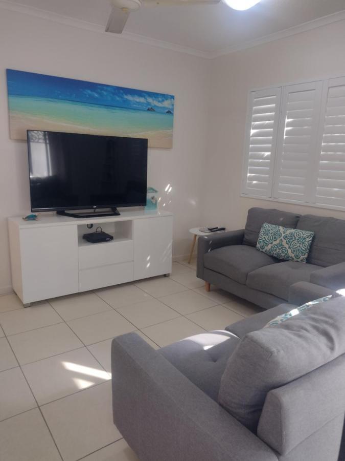 Ocean Breeze Apartment